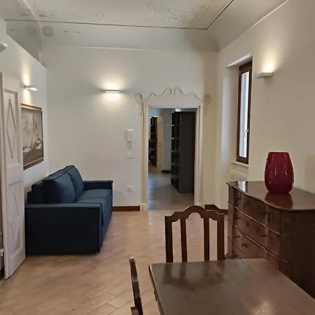 Baldassarre, Apartment