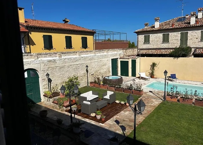 Apartment In A Village With Swimming Pool Pesaro
